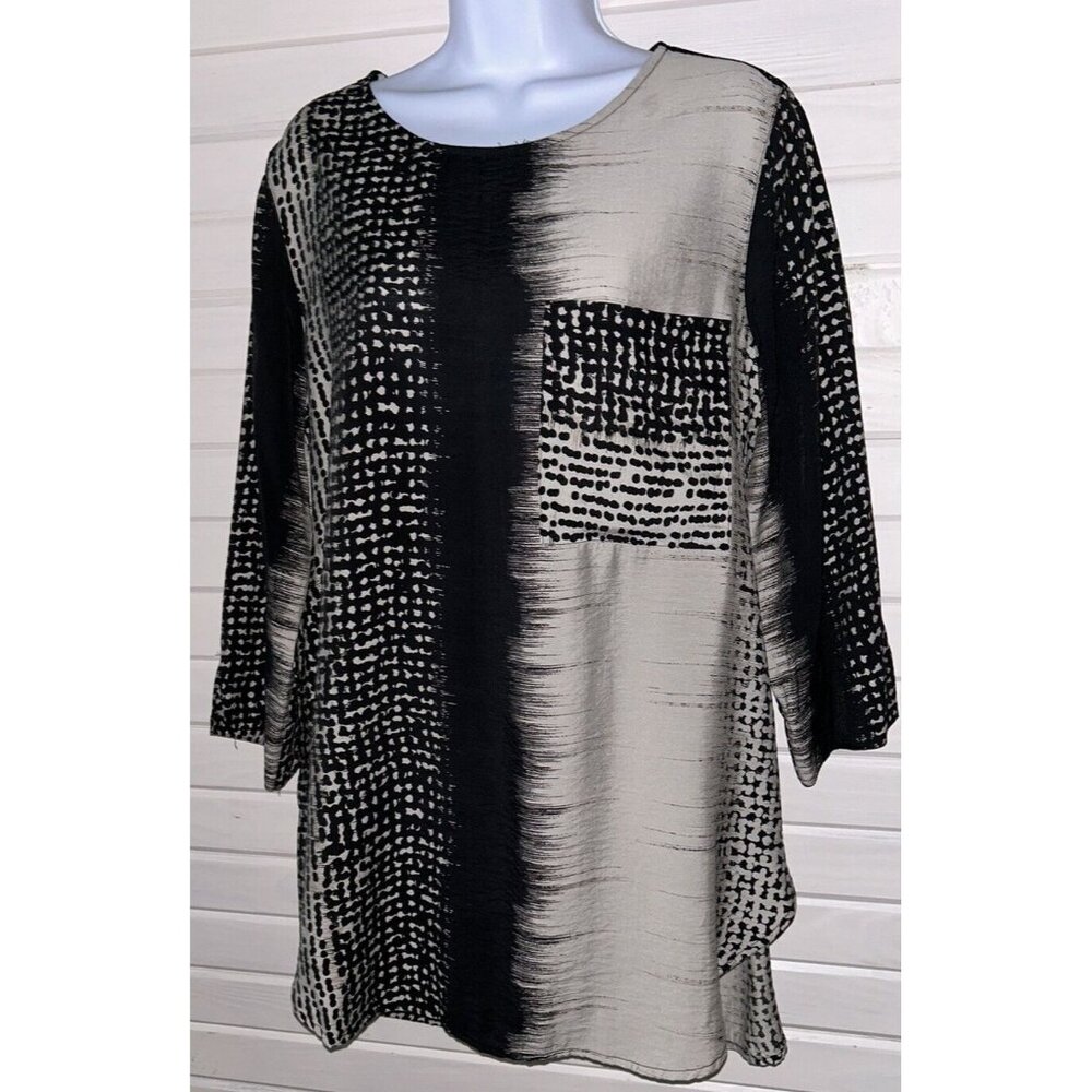 John Mark Sz SMALL Black Ivory Pullover Blouse Shirt Relaxed Fit Pocket EUC